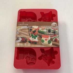 NEW Crofton Holiday Christmas Silicon Bakeware